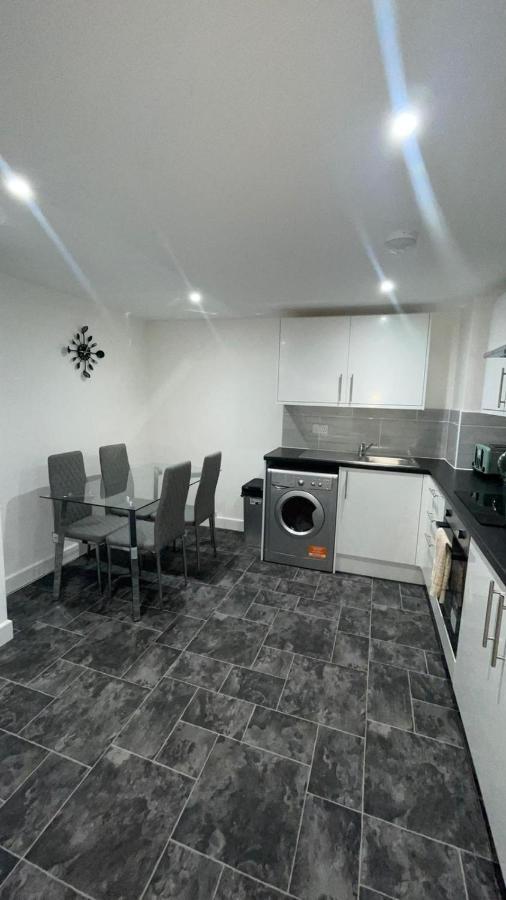 2 Bed Room Luxury Apartment In Old Kent Road London Kültér fotó