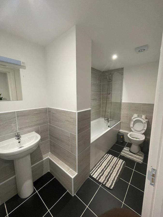 2 Bed Room Luxury Apartment In Old Kent Road London Kültér fotó